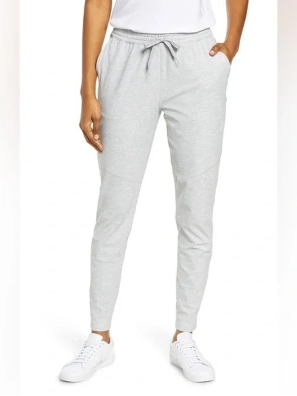 Outdoor Voices Men’s Sunday Jogger pants in gray